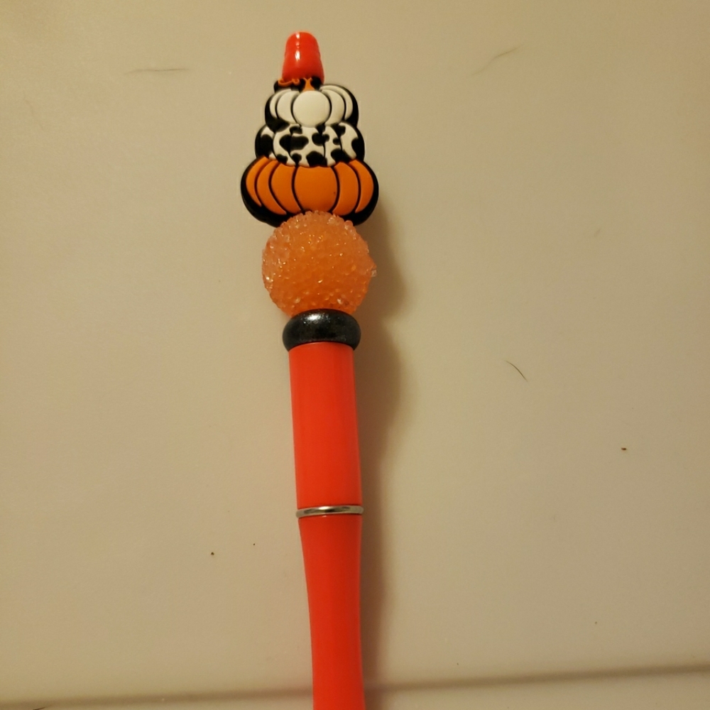 New Handmade Halloween Stacked Pumpkins Focal Bead  Beaded Pen